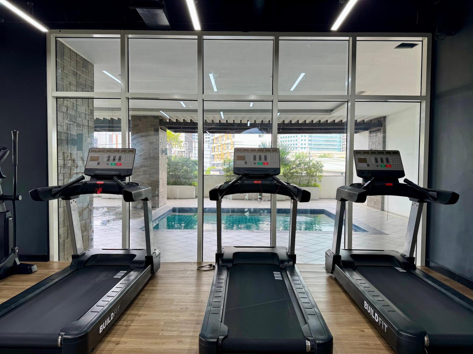 Ama Tower Residences, 8Th Flr, Near Dmw And Sm Megamall Mandaluyong 외부 사진